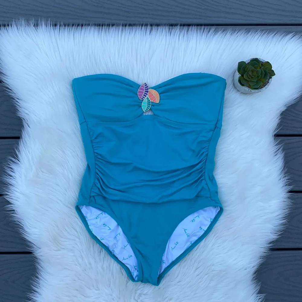 Anne Cole one piece ruched bathing suit - Picture 2 of 5